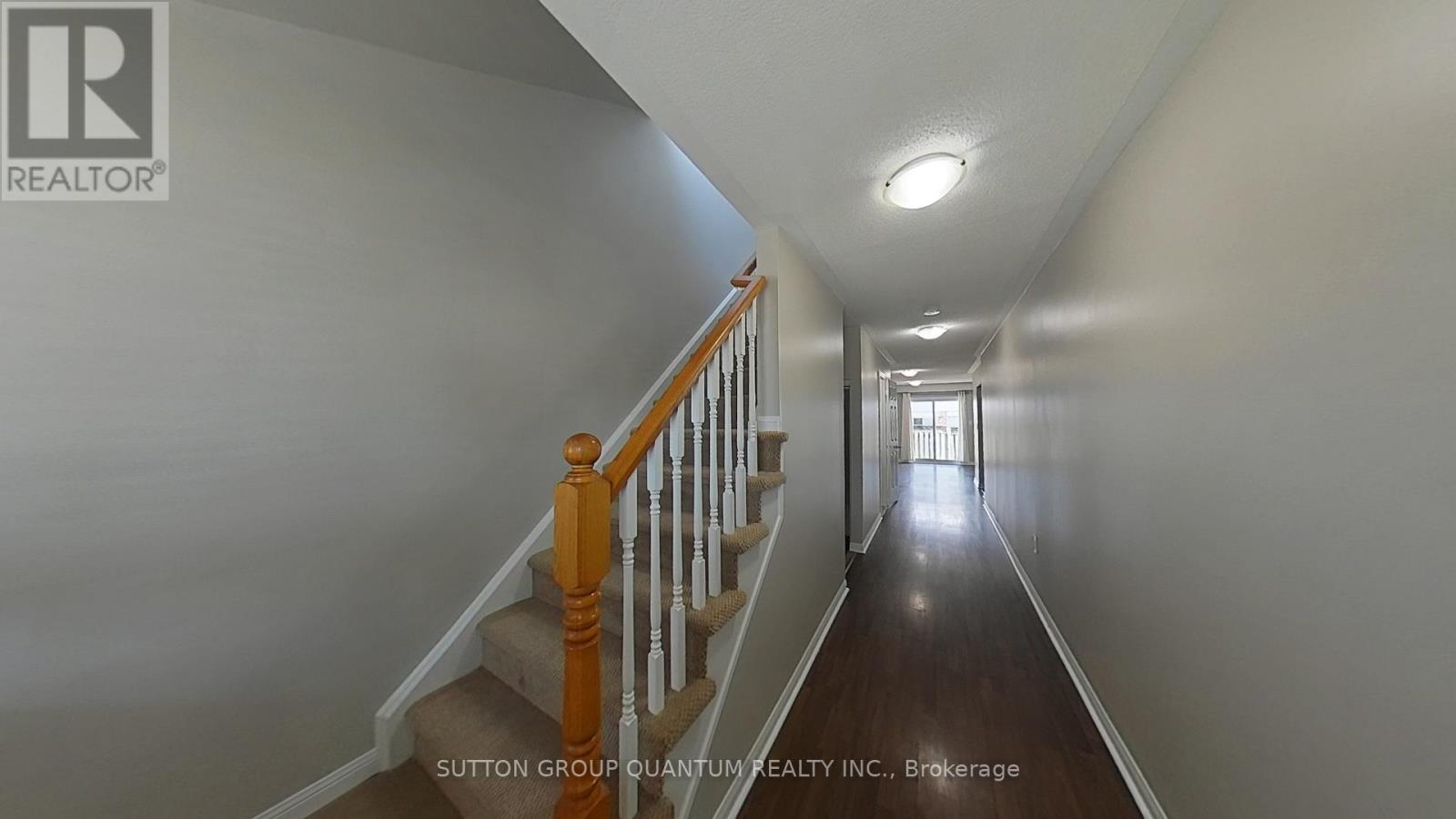 4422 Fairview Street, Burlington, Ontario  L7L 6S8 - Photo 2 - W13057670