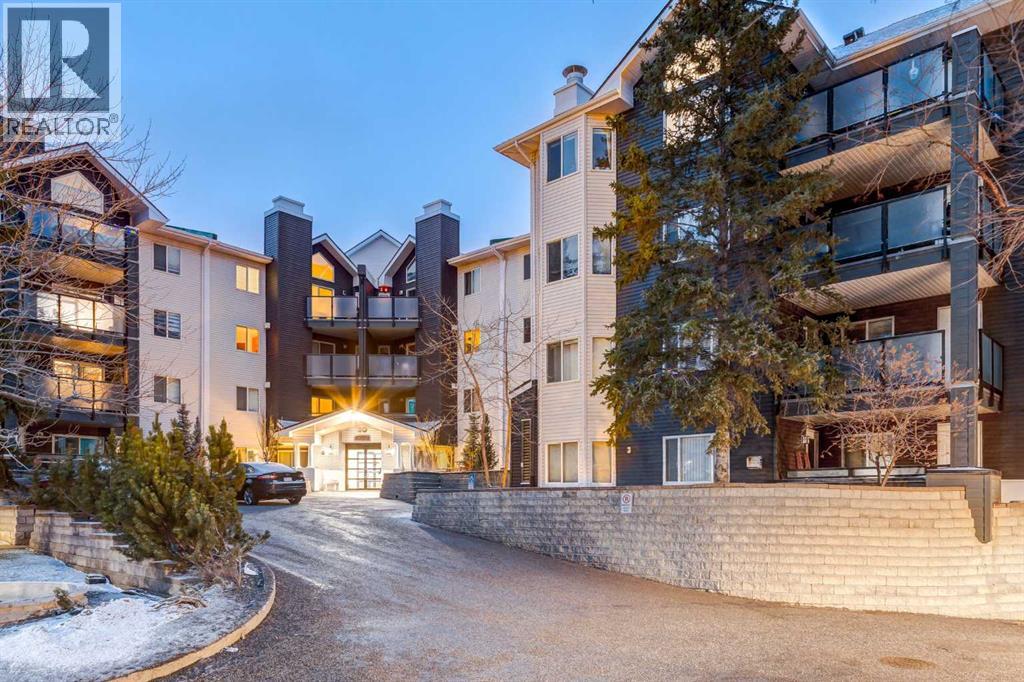 214, 30 Sierra Morena Mews Sw, Calgary, Alberta  T3H 3K7 - Photo 1 - A2304755