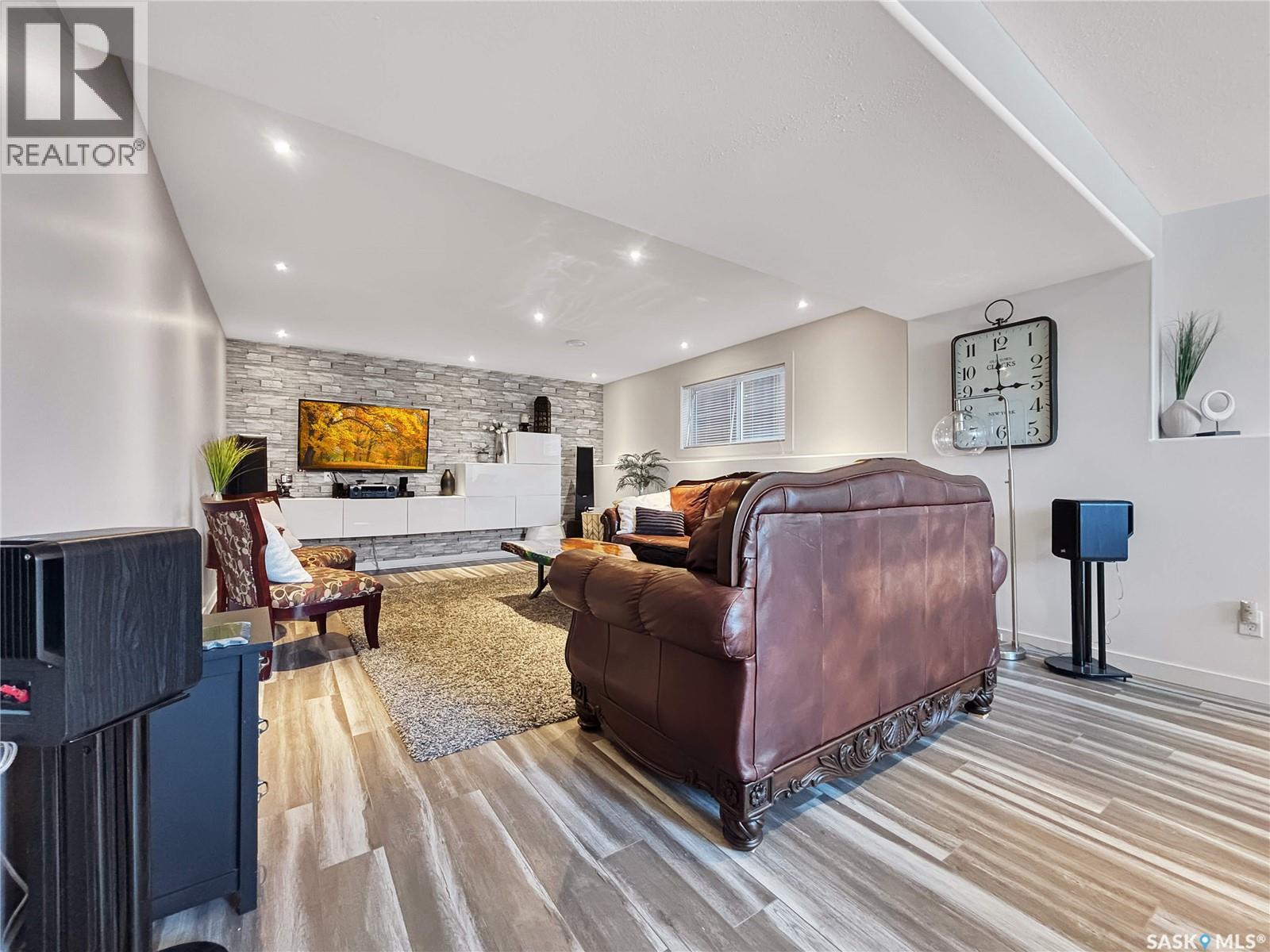 451 Hastings Crescent, Saskatoon, Saskatchewan  S7V 0C8 - Photo 21 - SK034279