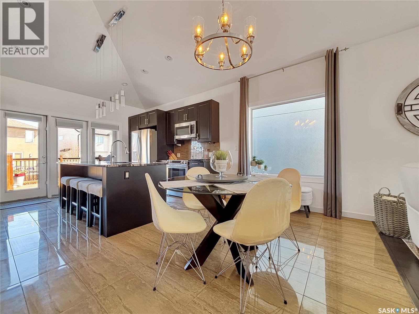 451 Hastings Crescent, Saskatoon, Saskatchewan  S7V 0C8 - Photo 5 - SK034279