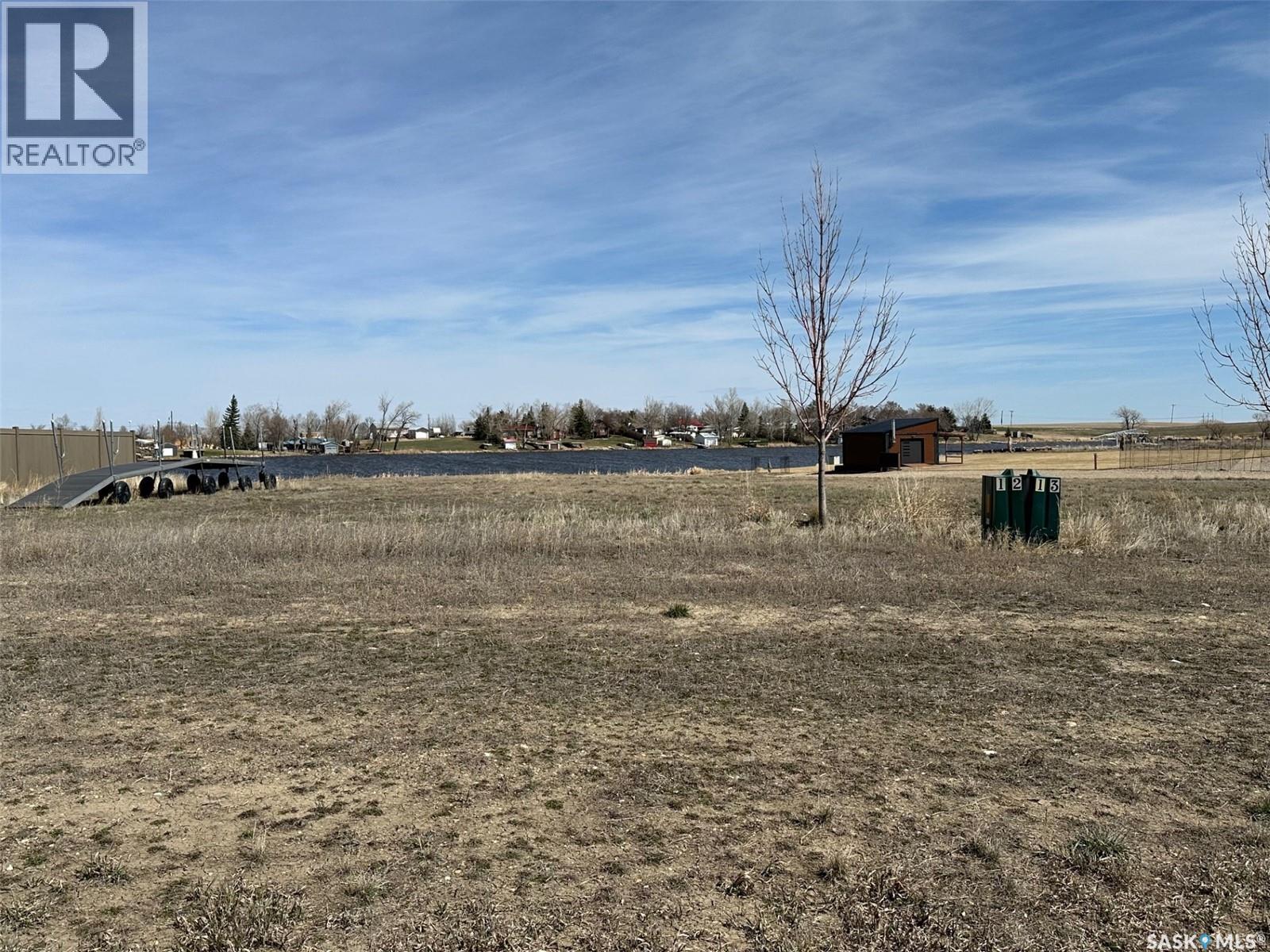 12 Lakeshore Drive, Gravelbourg Rm No. 104, Saskatchewan  S0H 1X0 - Photo 3 - SK034248