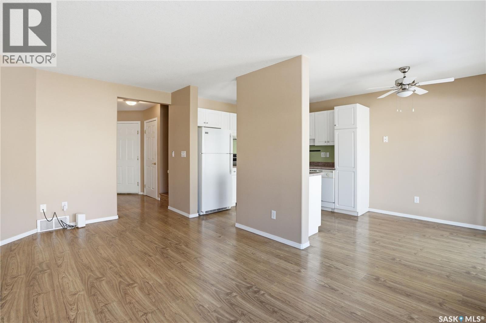 32 111 Fairbrother Crescent, Saskatoon, Saskatchewan  S7S 1L3 - Photo 13 - SK034197