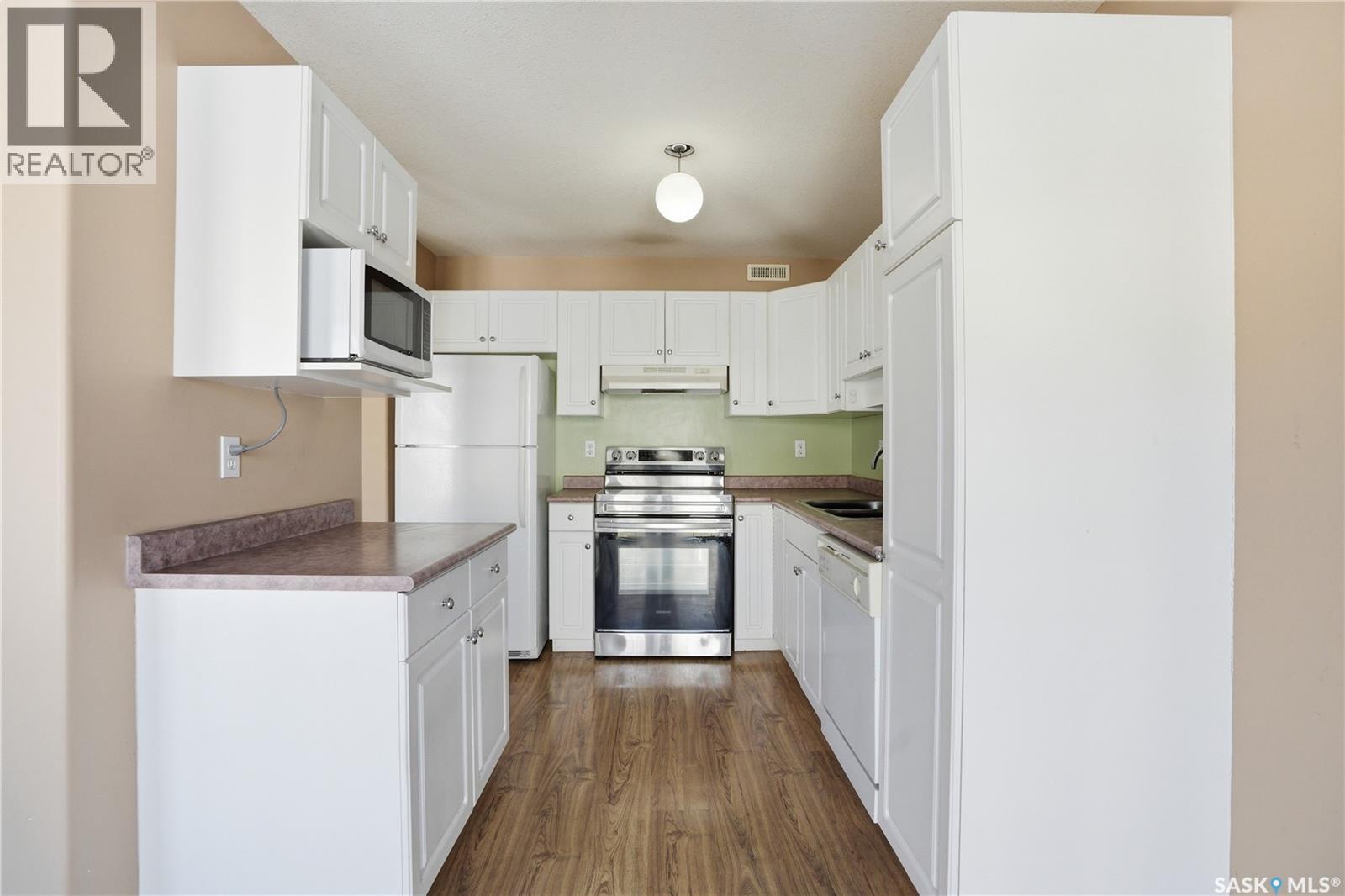 32 111 Fairbrother Crescent, Saskatoon, Saskatchewan  S7S 1L3 - Photo 17 - SK034197