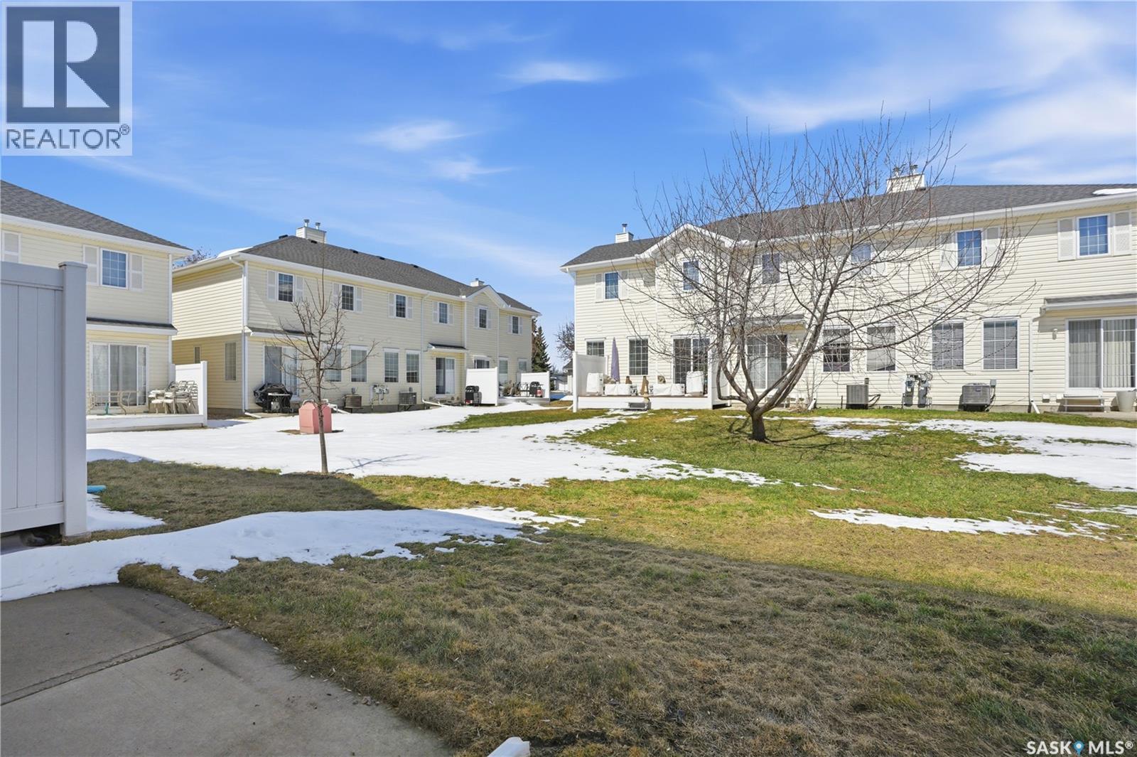 32 111 Fairbrother Crescent, Saskatoon, Saskatchewan  S7S 1L3 - Photo 40 - SK034197