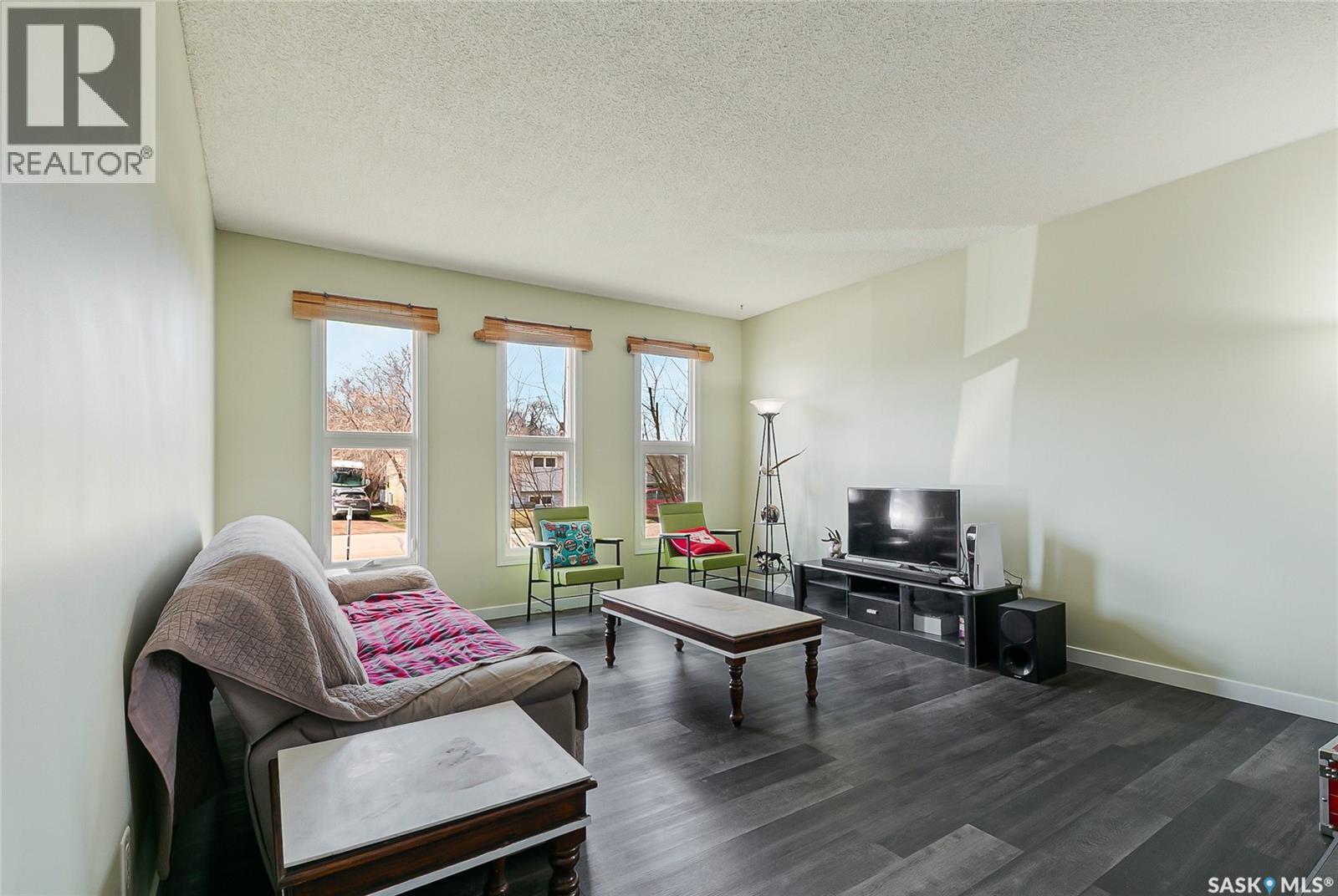 155 Broad Street, Lumsden, Saskatchewan  S0G 3C0 - Photo 3 - SK034094