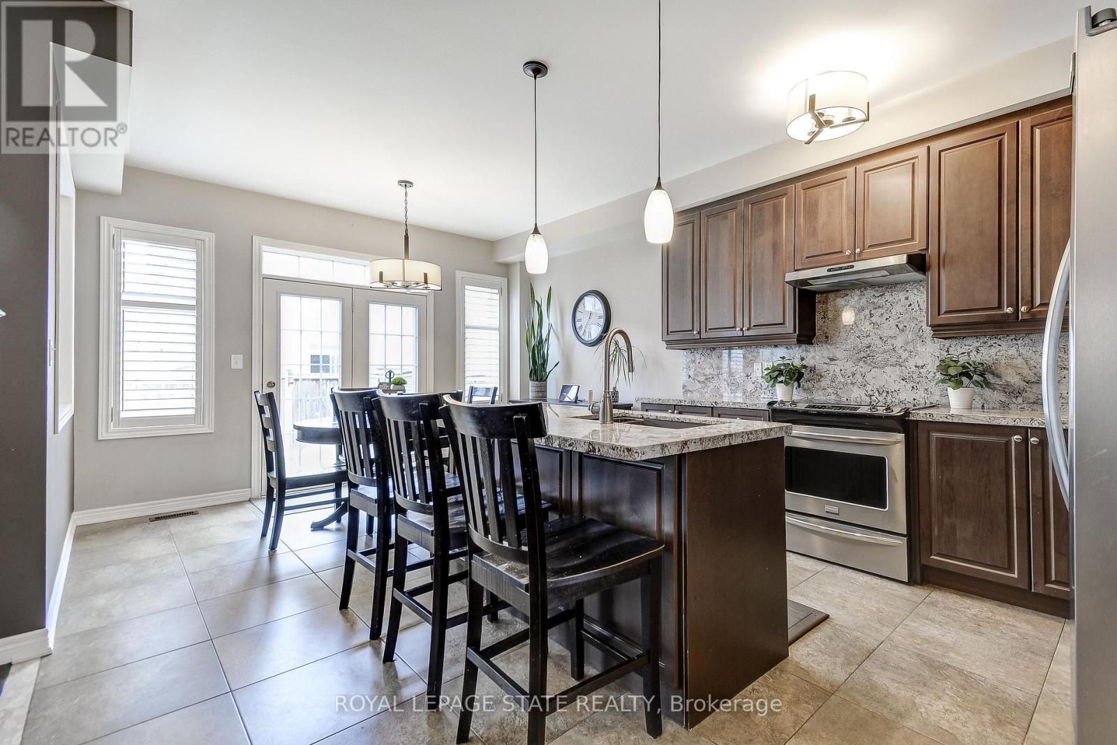 23 Mcknight Avenue, Hamilton, Ontario  L8B 0R5 - Photo 6 - X13057606