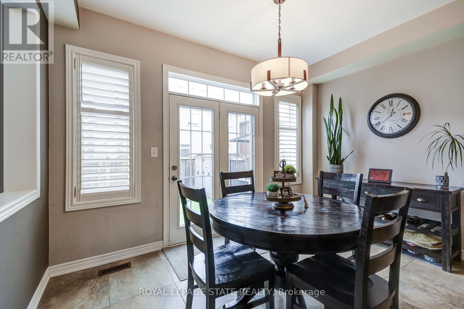 23 Mcknight Avenue, Hamilton, Ontario  L8B 0R5 - Photo 8 - X13057606