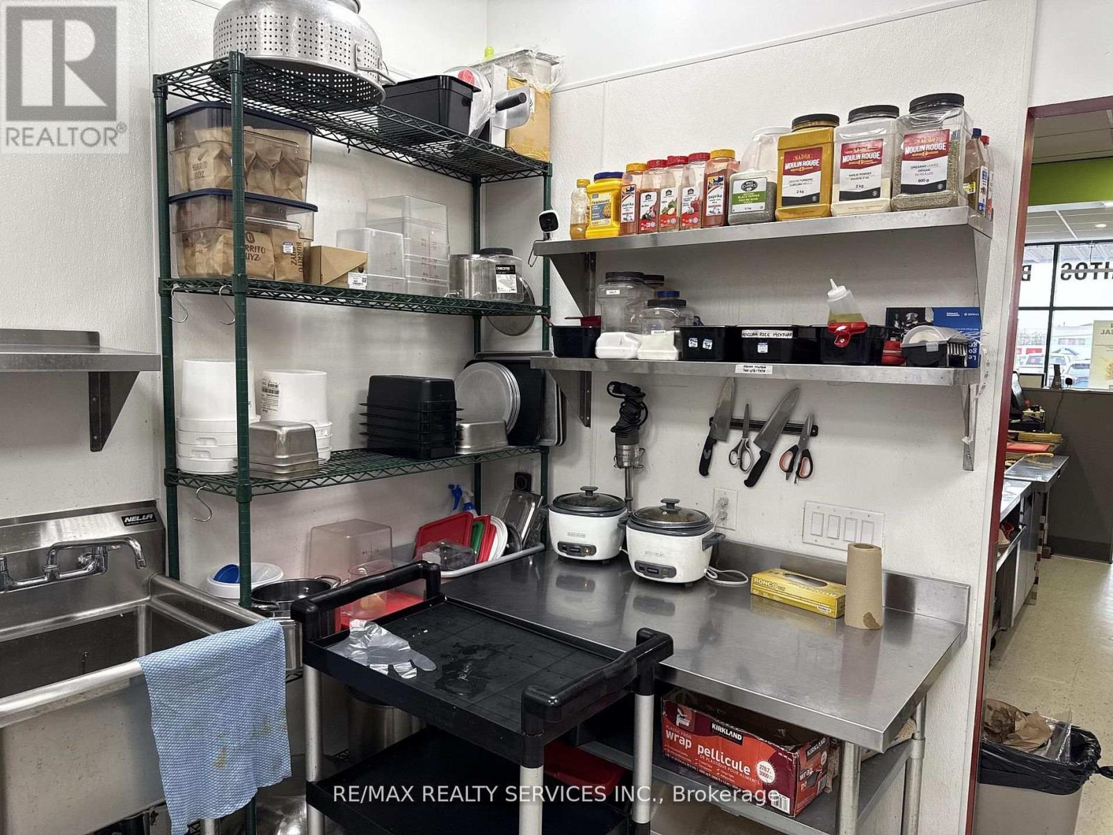 10 - 2255 Barton Street E, Hamilton, Ontario  L8H 7T4 - Photo 20 - X13057618