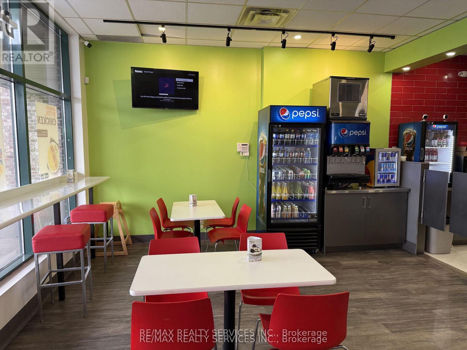 10 - 2255 Barton Street E, Hamilton, Ontario  L8H 7T4 - Photo 9 - X13057618