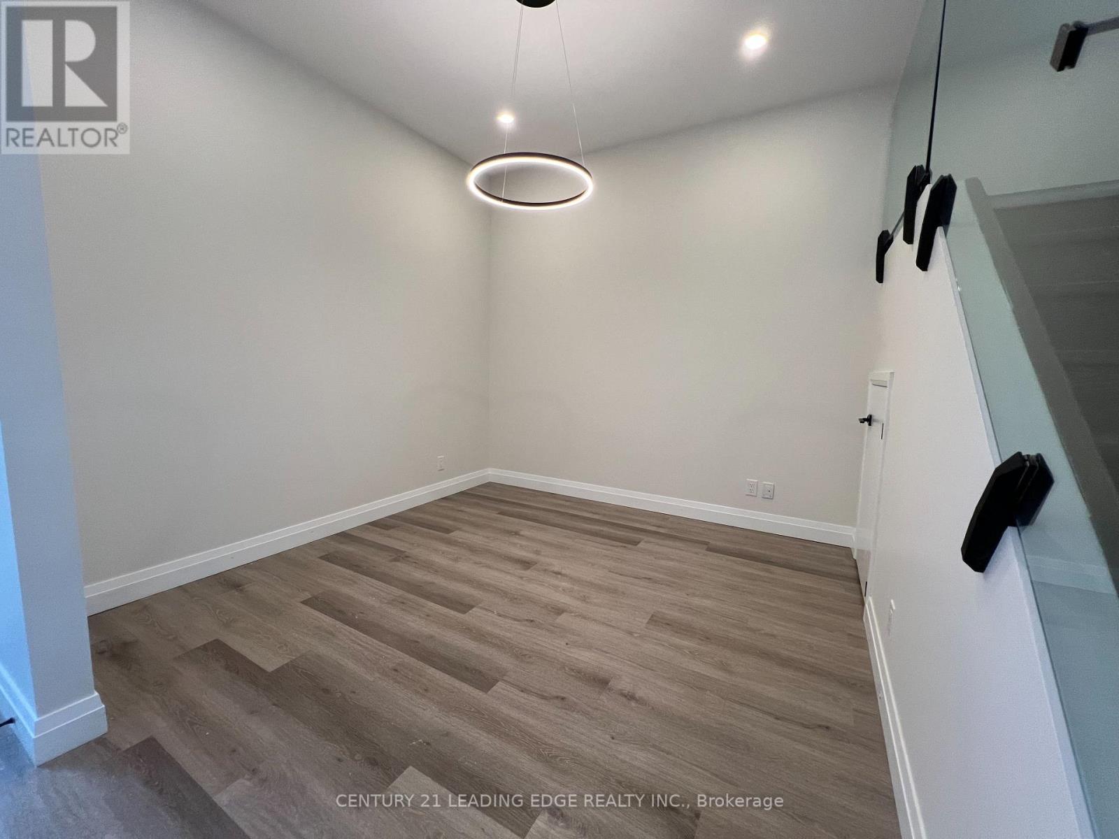 113 - 549 Fanshawe Park Road W, London North, Ontario  N6G 0Y8 - Photo 2 - X13057744