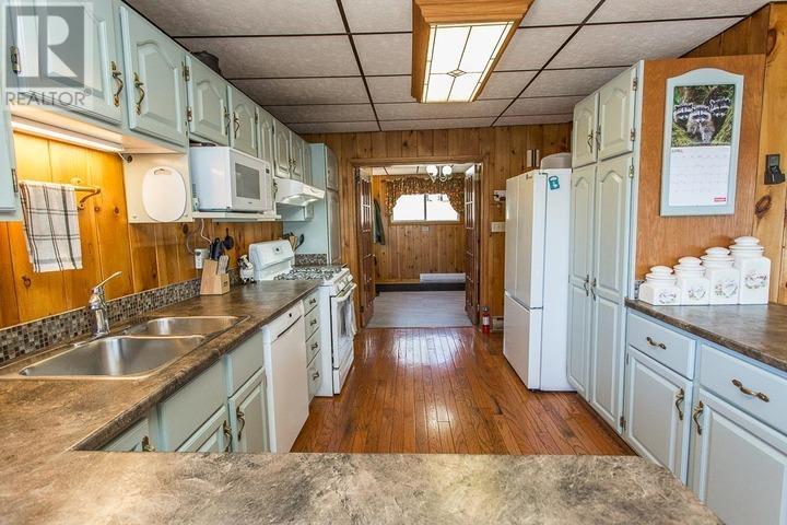 32 Highway 546, Iron Bridge, Ontario  P0R 1H0 - Photo 4 - SM260797