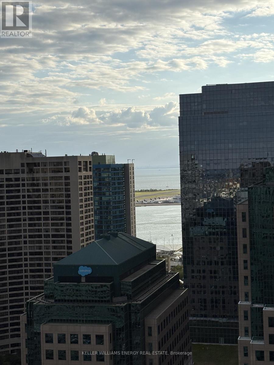 1604 - 10 Yonge Street, Toronto, Ontario  M5E 1R4 - Photo 38 - C12873048