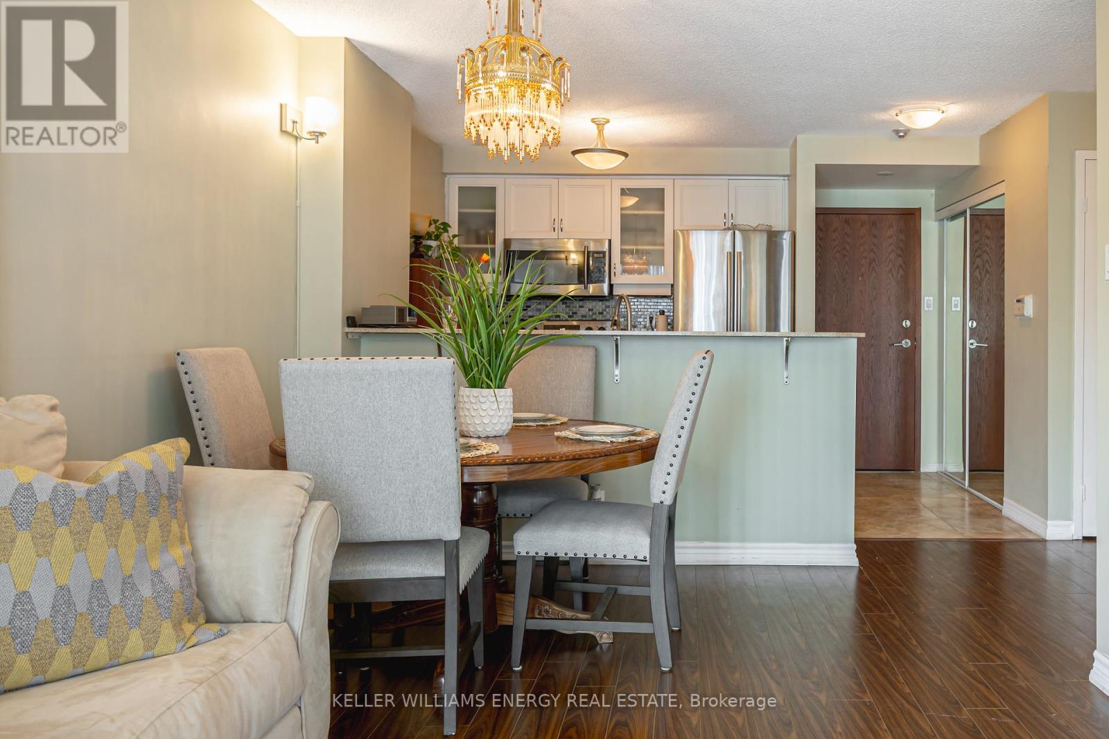 1604 - 10 Yonge Street, Toronto, Ontario  M5E 1R4 - Photo 6 - C12873048