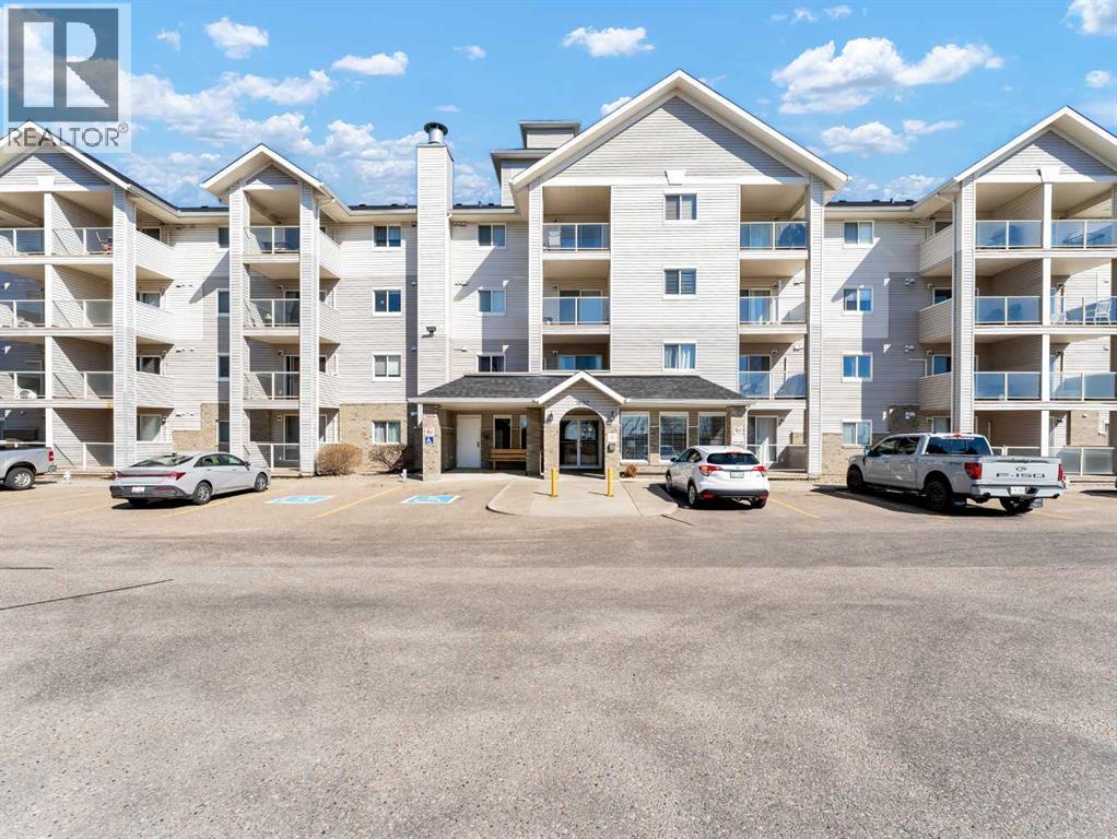 111, 1632 saamis Drive NW, medicine hat, Alberta