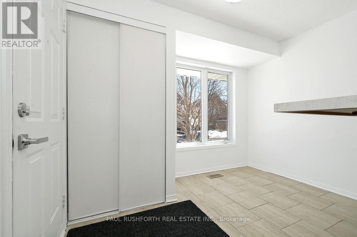 2232 Bois Vert Place, Ottawa, Ontario  K4A 4T7 - Photo 4 - X12923696