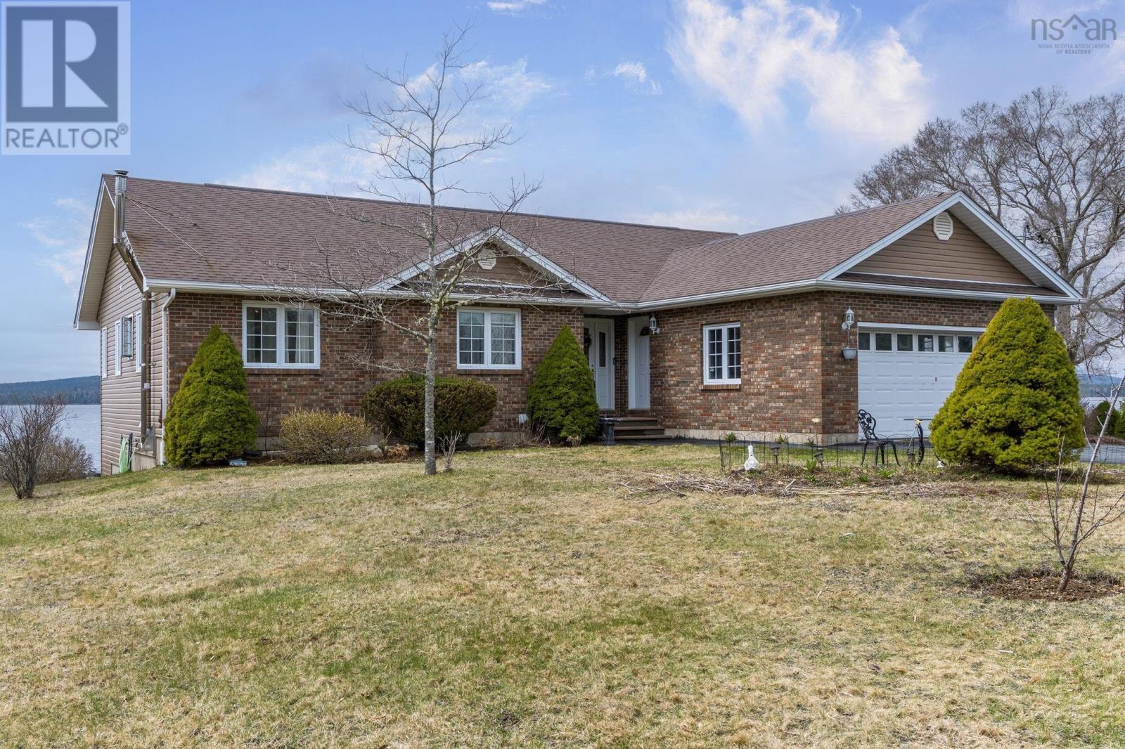 228 Ostrea Lake Road, Ostrea Lake, Nova Scotia