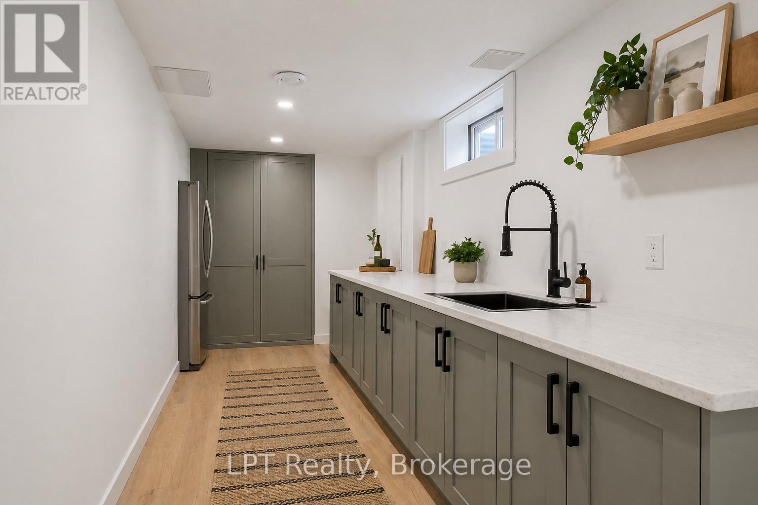 1281 Oxford Street, Oshawa, Ontario  L1J 3W5 - Photo 11 - E13058006