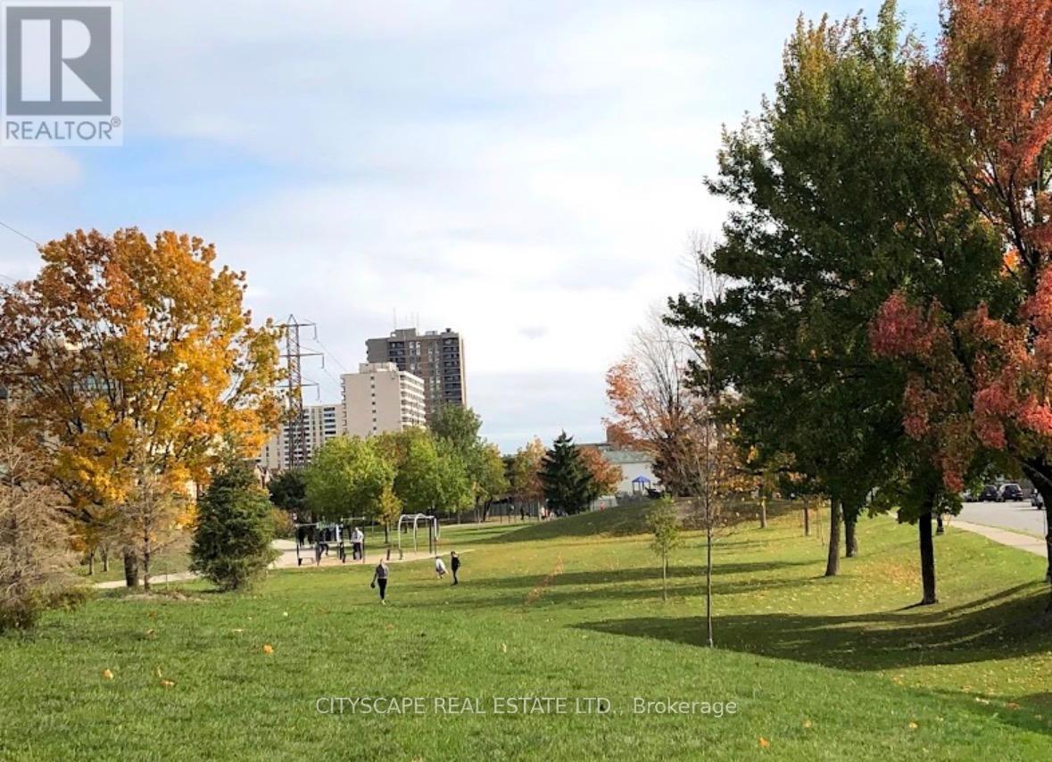 Main - 459 Hopewell Avenue, Toronto, Ontario  M6E 2S4 - Photo 15 - W12959608