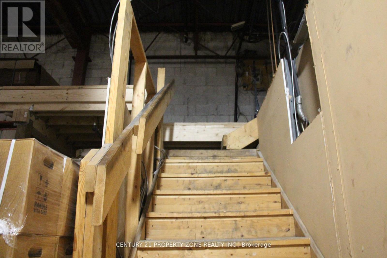 53 & 54 - 173 Advance Boulevard, Brampton, Ontario  L6T 4Z7 - Photo 9 - W12960362