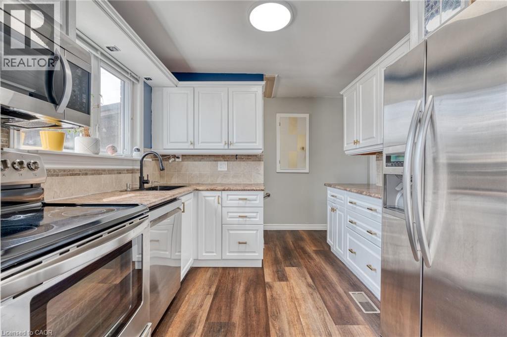 256 Gray Road, Stoney Creek, Ontario  L8E 1V1 - Photo 15 - 40811641