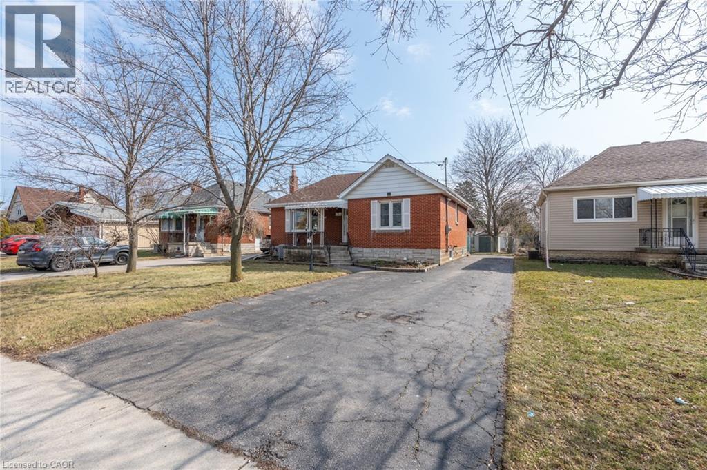 256 Gray Road, Stoney Creek, Ontario  L8E 1V1 - Photo 2 - 40811641