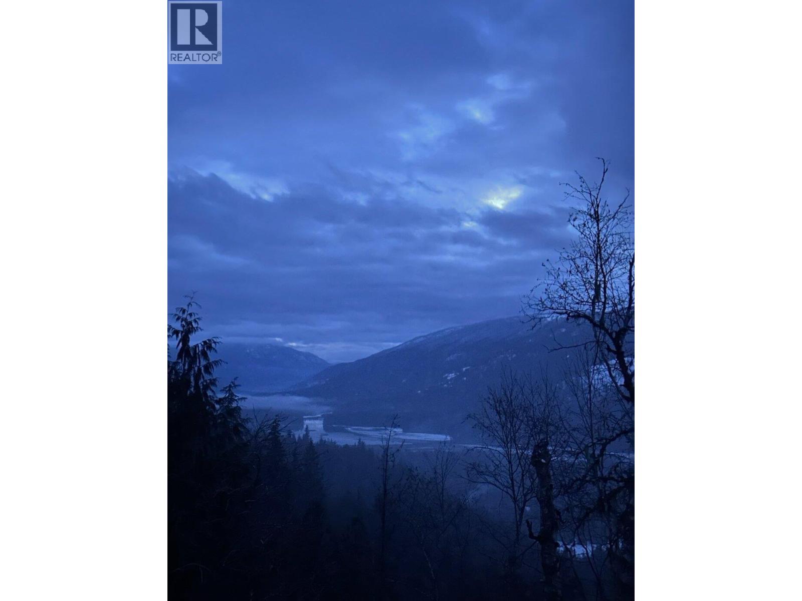 8907 Martens Road, Slocan, British Columbia  V0G 2C0 - Photo 29 - 10384864