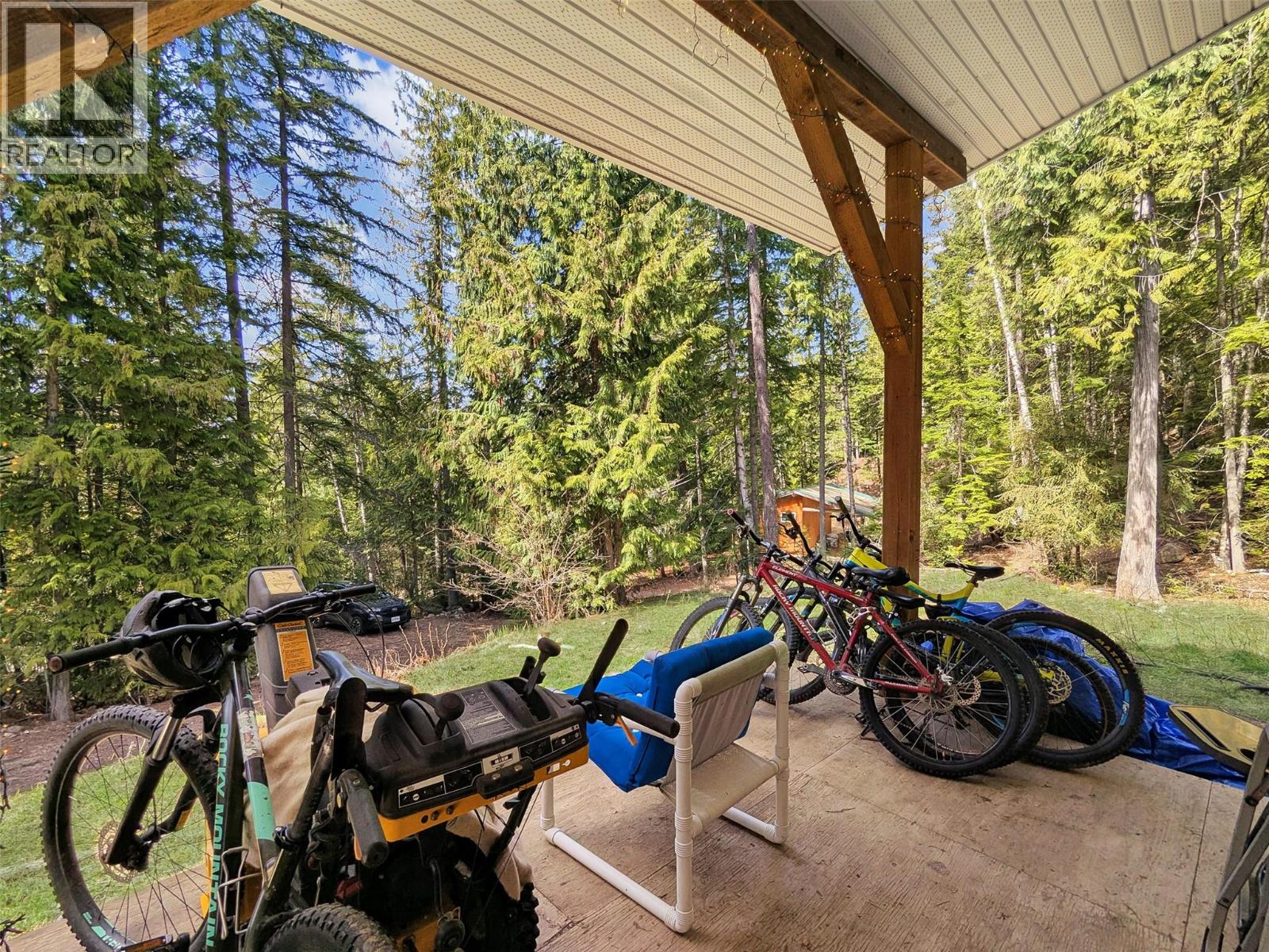 8907 Martens Road, Slocan, British Columbia  V0G 2C0 - Photo 33 - 10384864