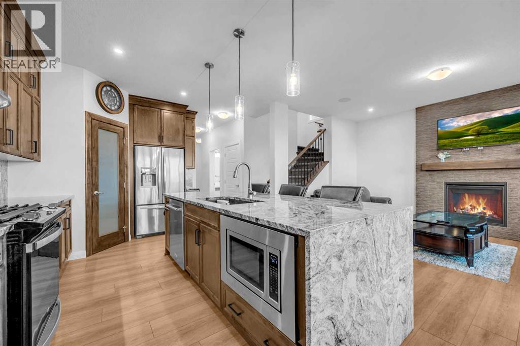 628 West Lakeview Drive, Chestermere, Alberta  T1X 1Z7 - Photo 13 - A2297237