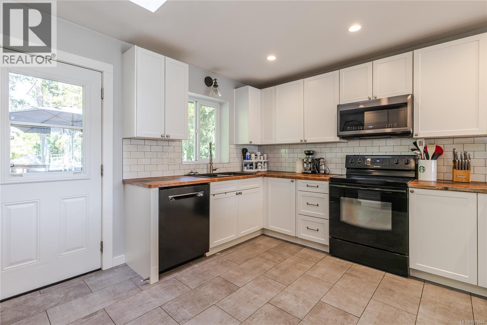 6045 Driftwood Pl, Nanaimo, British Columbia  V9V 1G2 - Photo 31 - 1033844