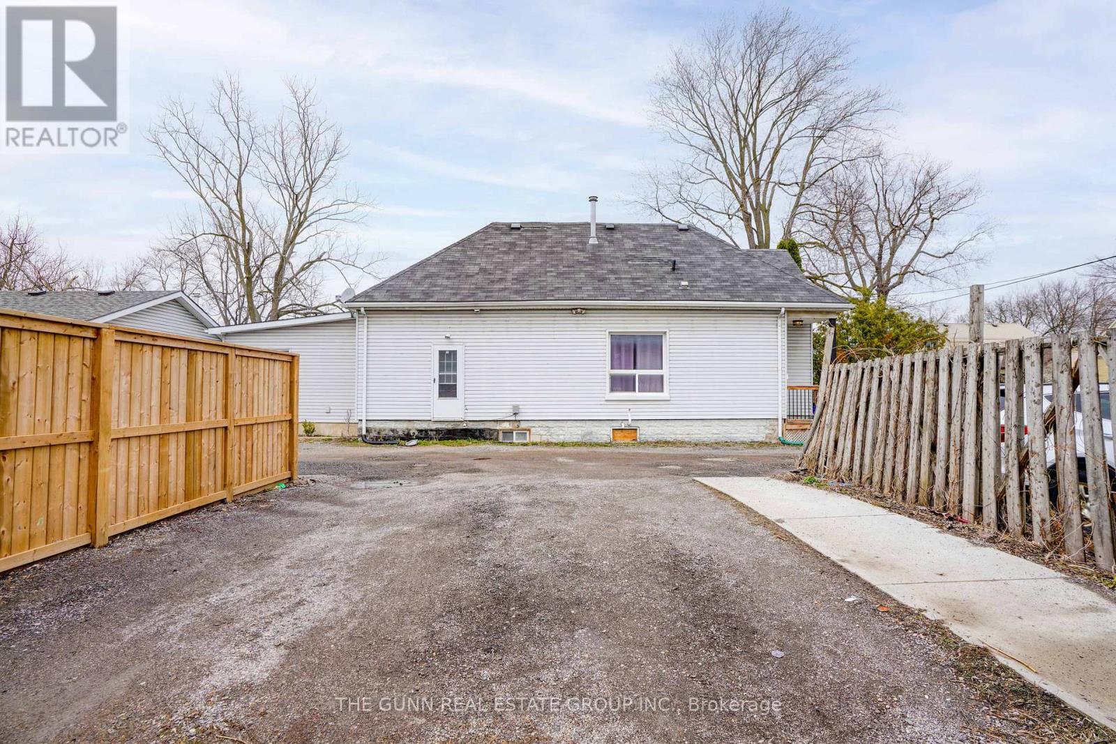 1048 Dundas Street, London East, Ontario  N5W 3A5 - Photo 35 - X13057898