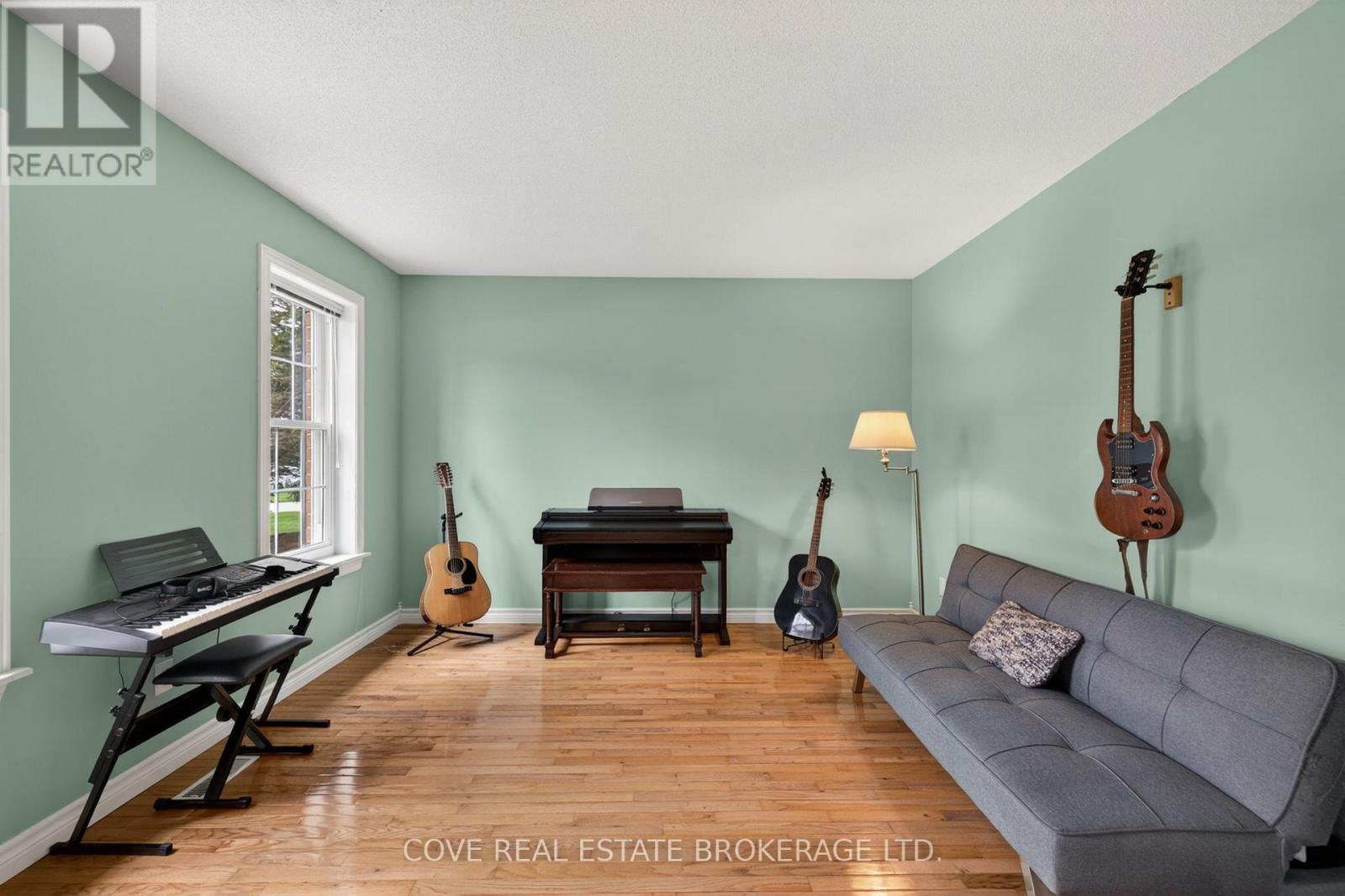 149 Salisbury Drive, Middlesex Centre, Ontario  N0M 1P0 - Photo 9 - X13057910