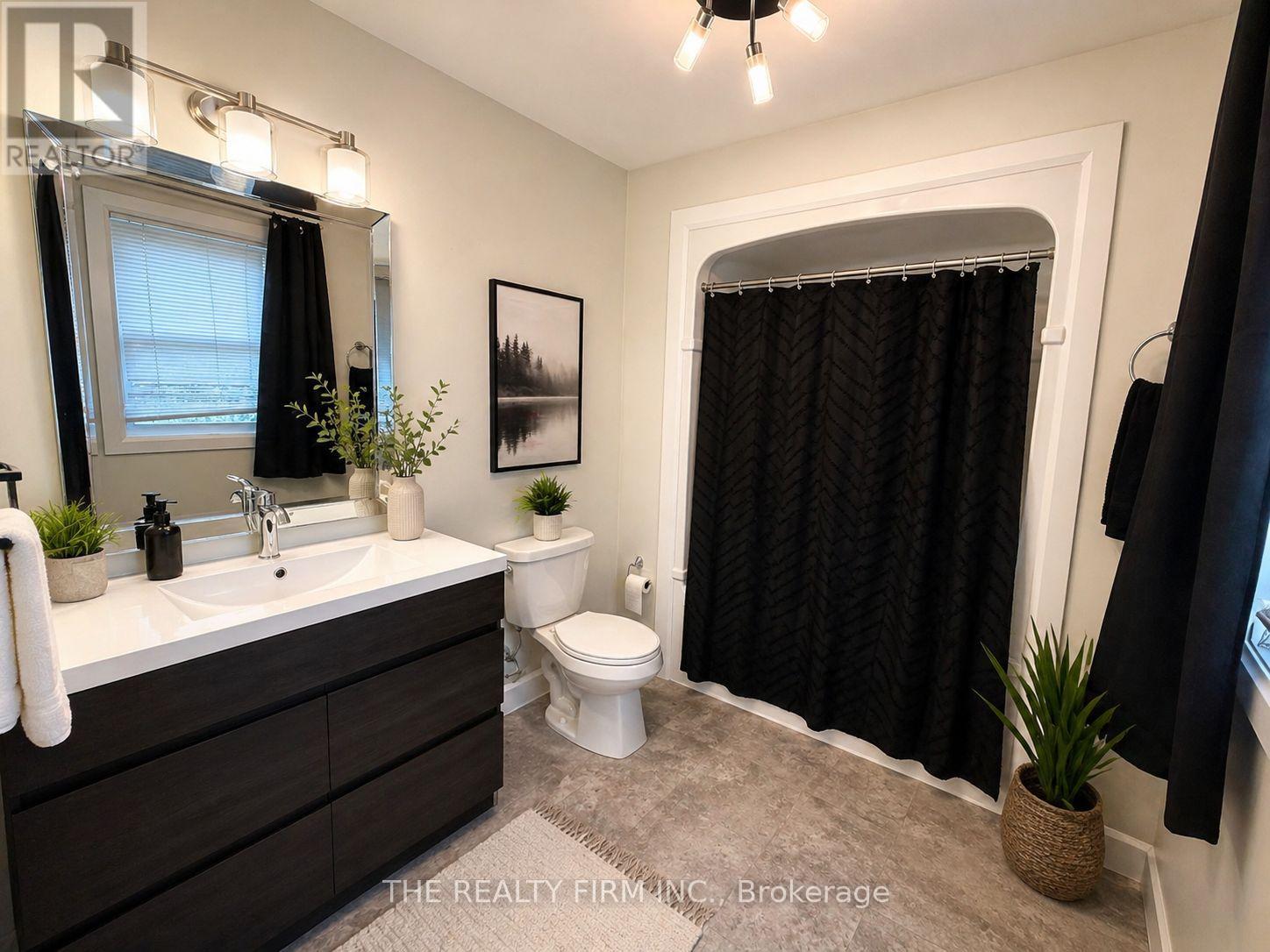 10 Fifth Avenue, St. Thomas, Ontario  N5R 4C1 - Photo 9 - X13058052