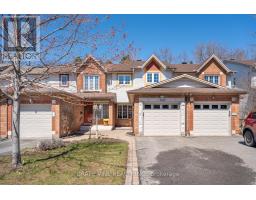 142 COLLEGE CIRCLE, Ottawa, Ontario