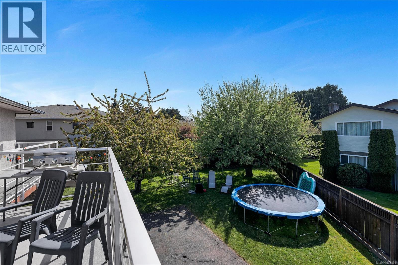 1768 Angola Pl, Saanich, British Columbia  V8N 4S6 - Photo 23 - 1033891