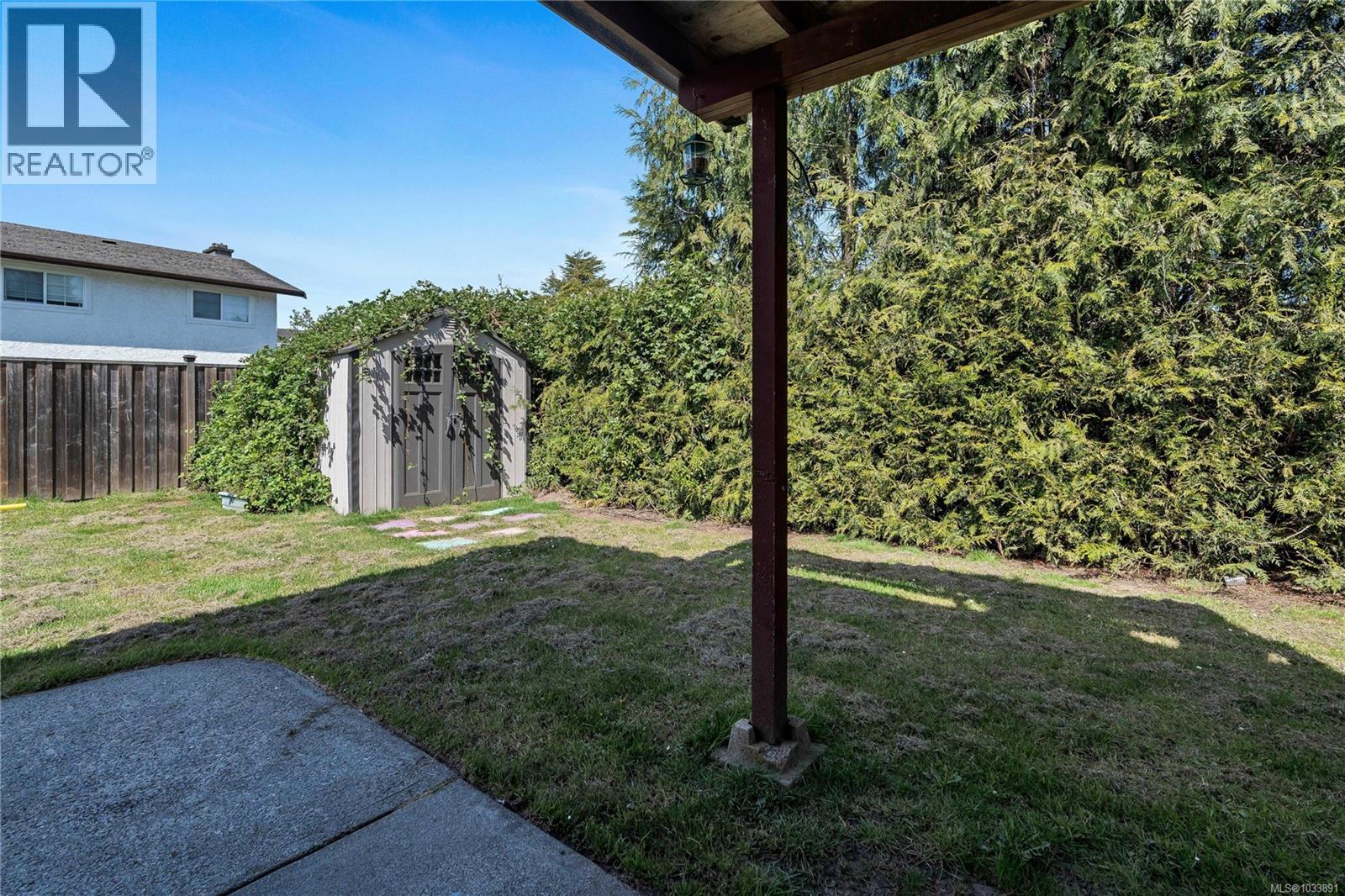 1768 Angola Pl, Saanich, British Columbia  V8N 4S6 - Photo 40 - 1033891