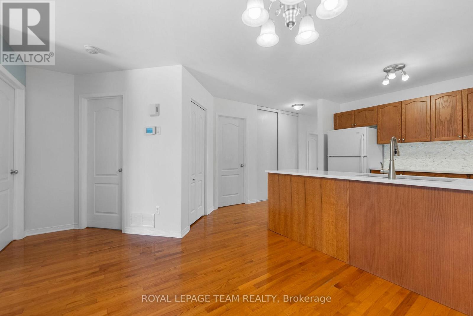 56 Frieday Street, Arnprior, Ontario  K7S 0A6 - Photo 16 - X12809218