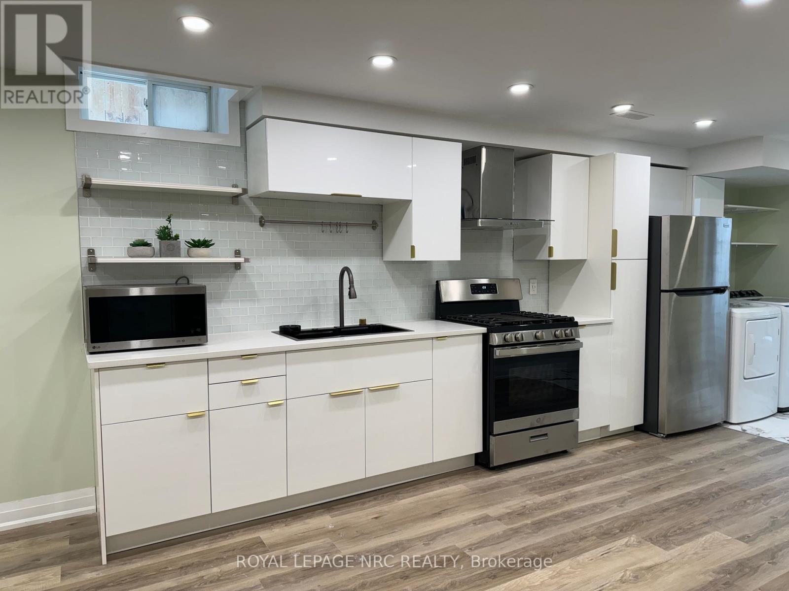 Lower - 95 Homestead Way, Thorold, Ontario  L2V 0J8 - Photo 10 - X13057836