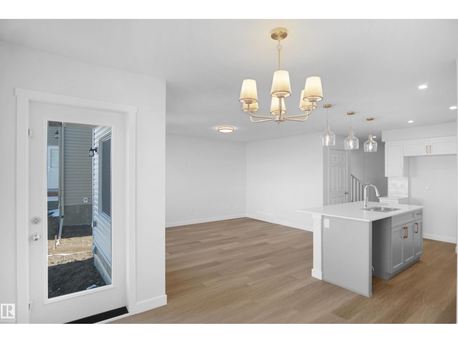 928 15 Av NW, Edmonton, Alberta  T6T 2V2 - Photo 12 - E4473384