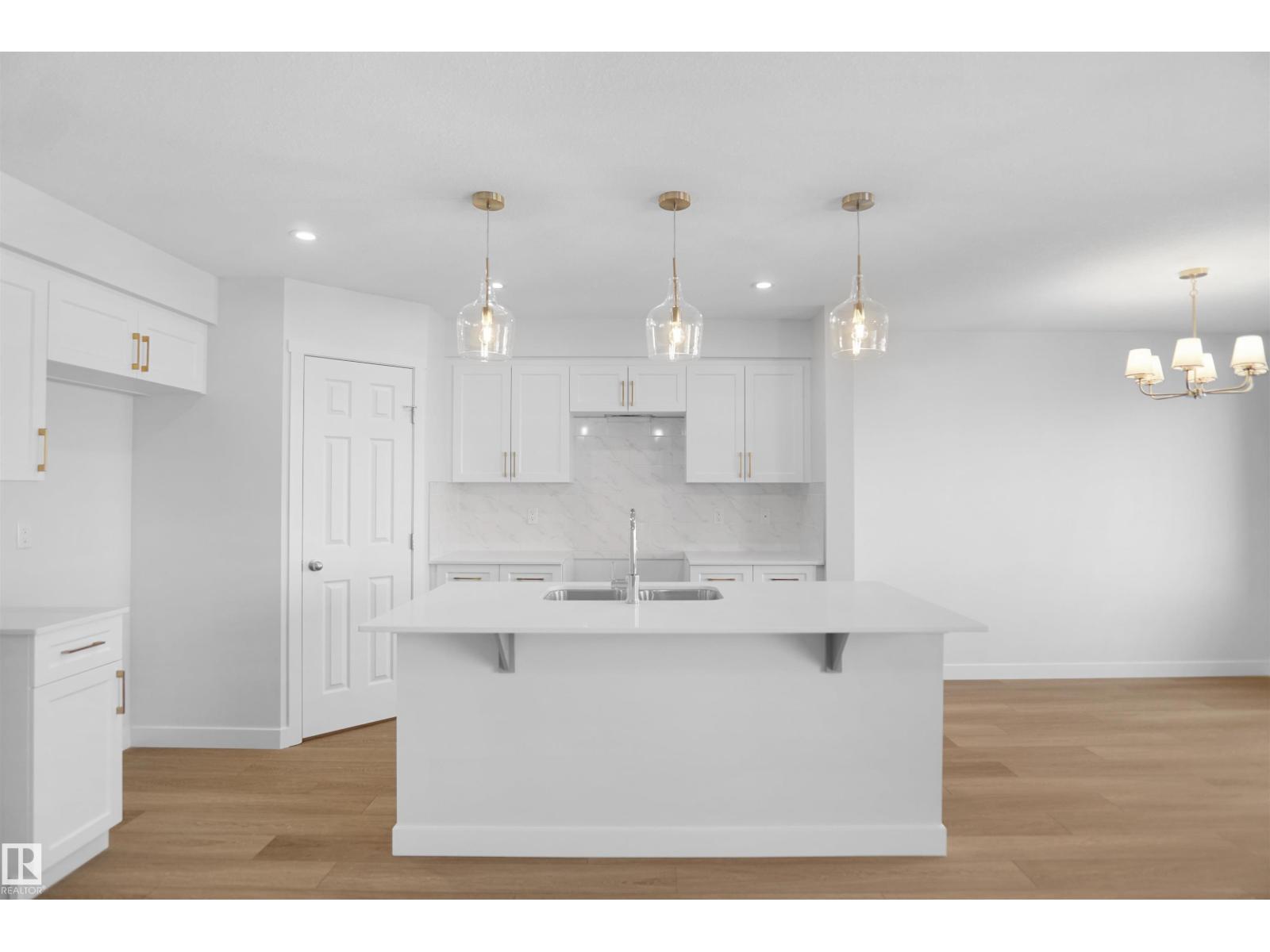 928 15 Av NW, Edmonton, Alberta  T6T 2V2 - Photo 14 - E4473384