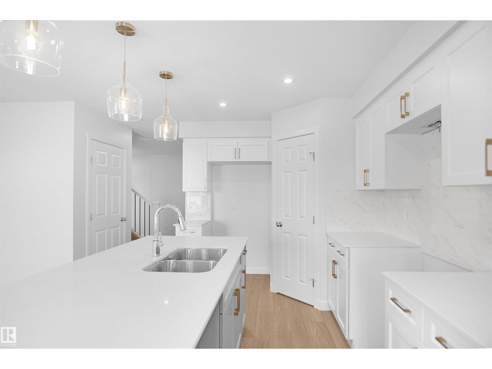 928 15 Av NW, Edmonton, Alberta  T6T 2V2 - Photo 16 - E4473384