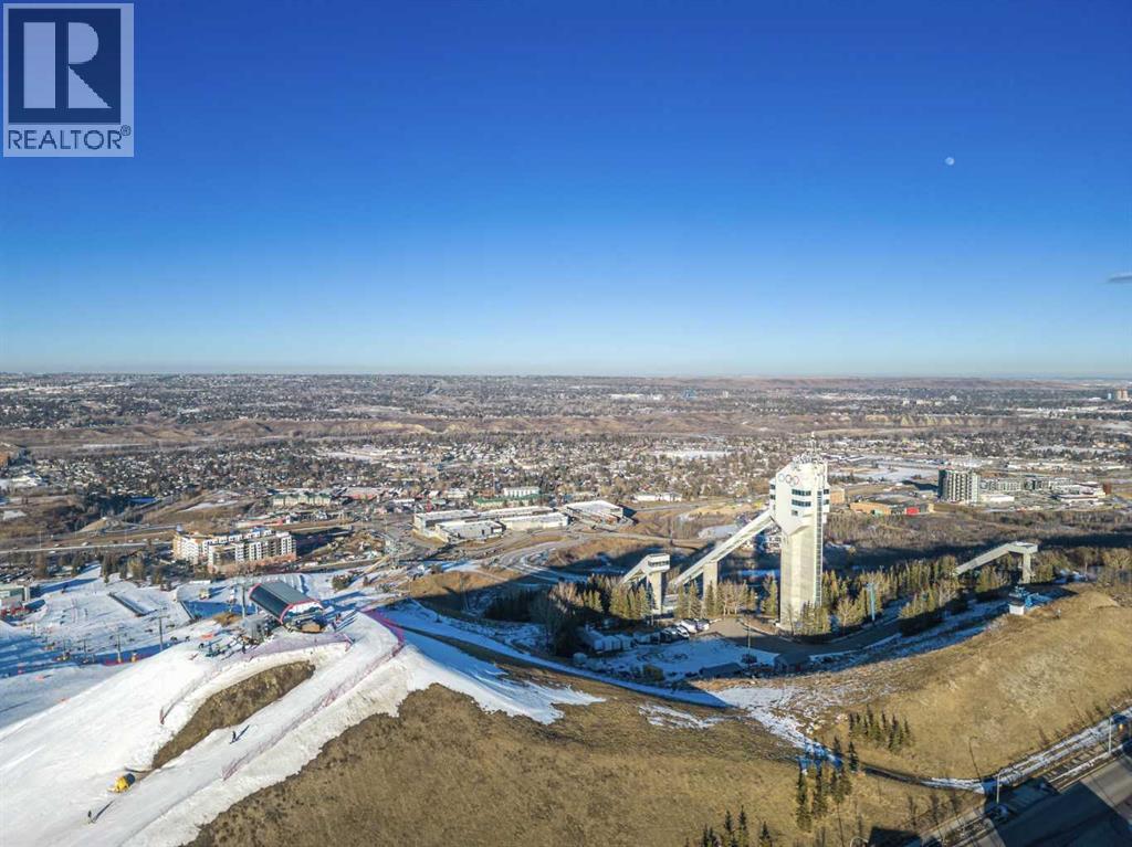 98 Cougarstone Close Sw, Calgary, Alberta  T3H 5W3 - Photo 43 - A2292774