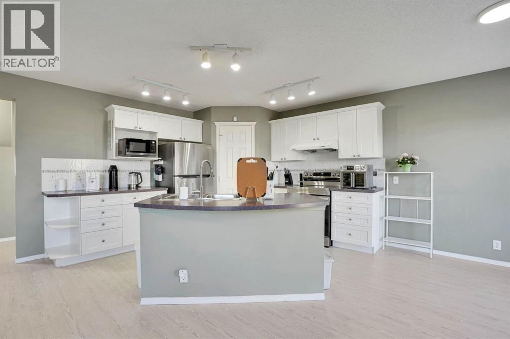 328 Tuscany Valley View NW, Calgary, Alberta  T3L 2L1 - Photo 13 - A2296182