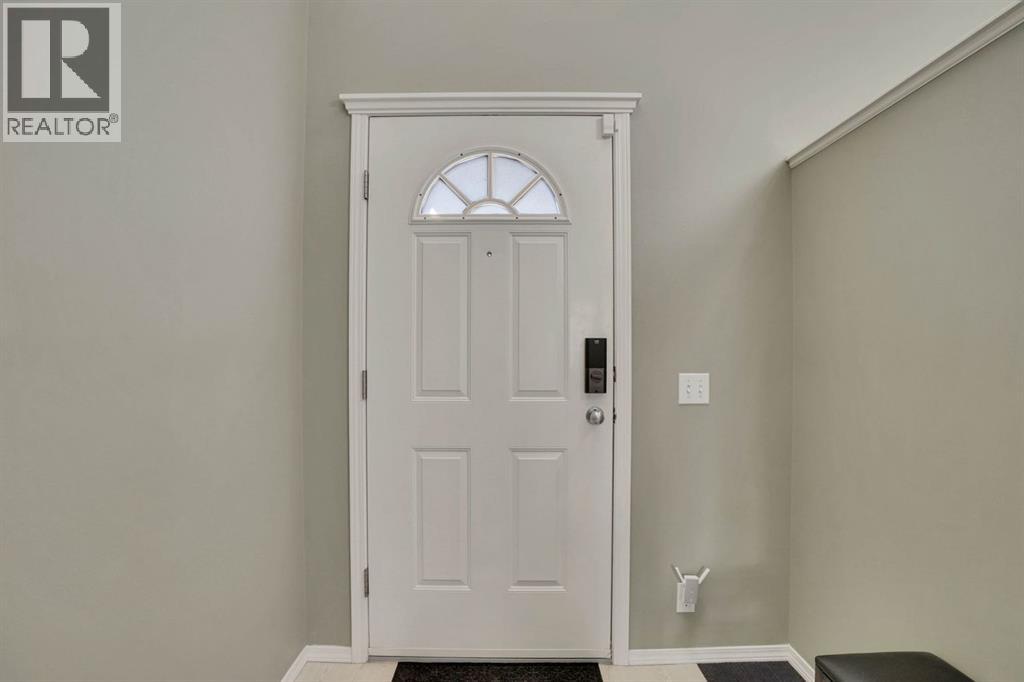 328 Tuscany Valley View NW, Calgary, Alberta  T3L 2L1 - Photo 3 - A2296182