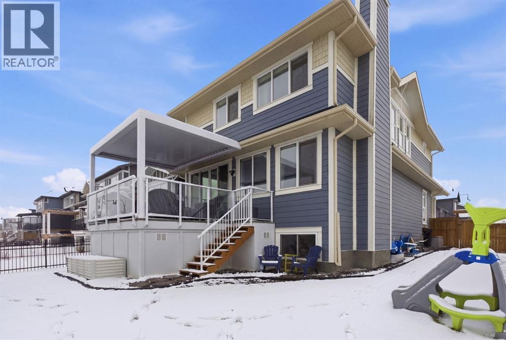 3 Sundown Crescent, Cochrane, Alberta  T4C 2T2 - Photo 35 - A2301482