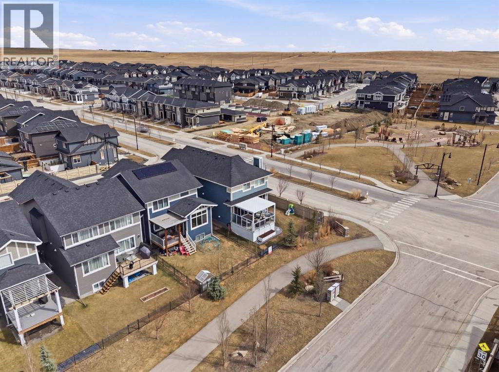 3 Sundown Crescent, Cochrane, Alberta  T4C 2T2 - Photo 38 - A2301482