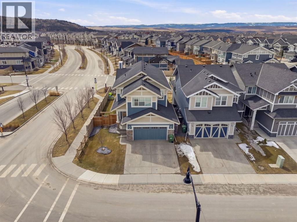 3 Sundown Crescent, Cochrane, Alberta  T4C 2T2 - Photo 1 - A2301482