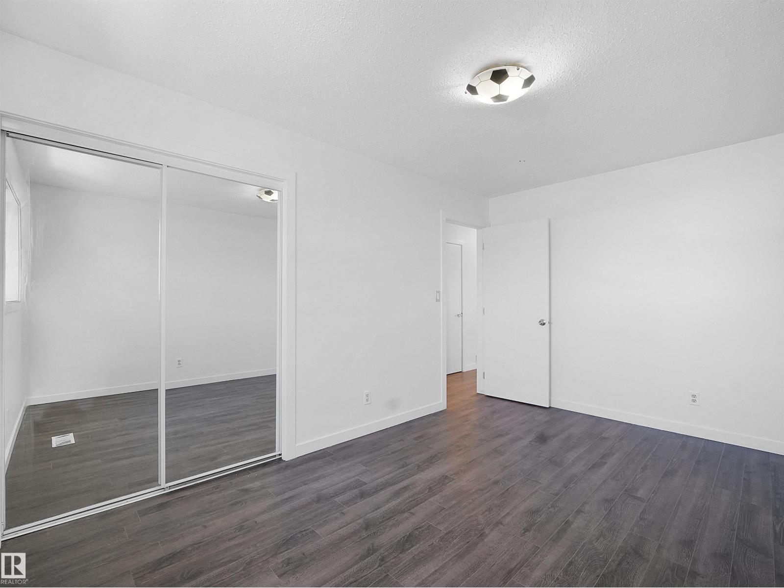 3608 33 Av Nw, Edmonton, Alberta  T6L 5G6 - Photo 15 - E4484618