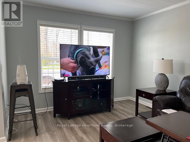 38 Bond Street, Strathroy-Caradoc, Ontario  N7G 0C5 - Photo 10 - X13057828