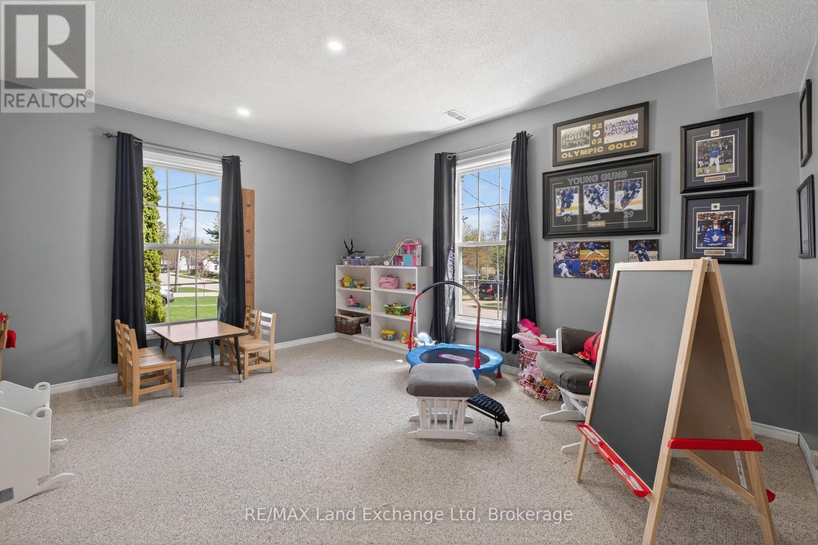 15 Whitechurch Street, Huron-Kinloss, Ontario  N0G 2W0 - Photo 14 - X13057970