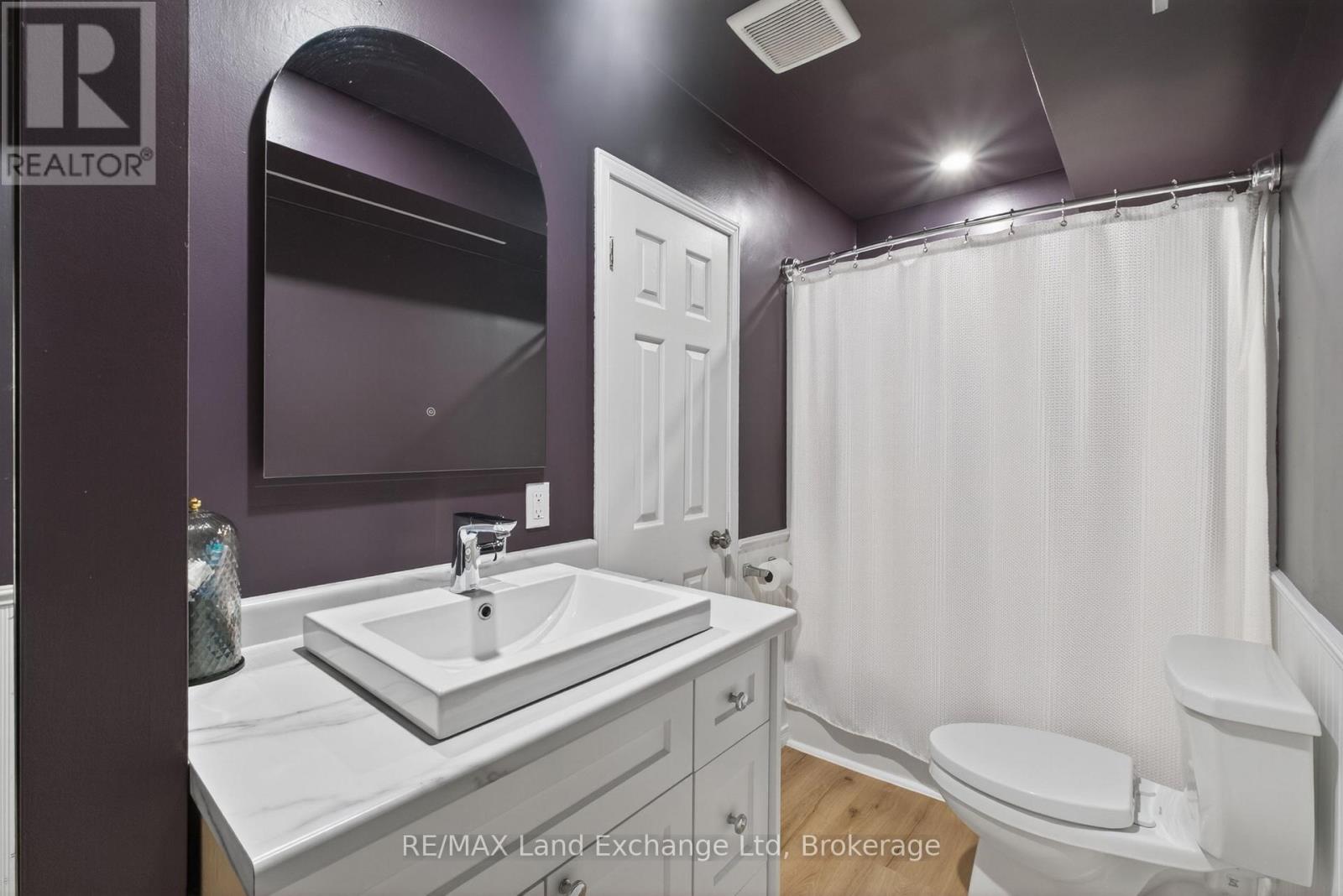 15 Whitechurch Street, Huron-Kinloss, Ontario  N0G 2W0 - Photo 19 - X13057970